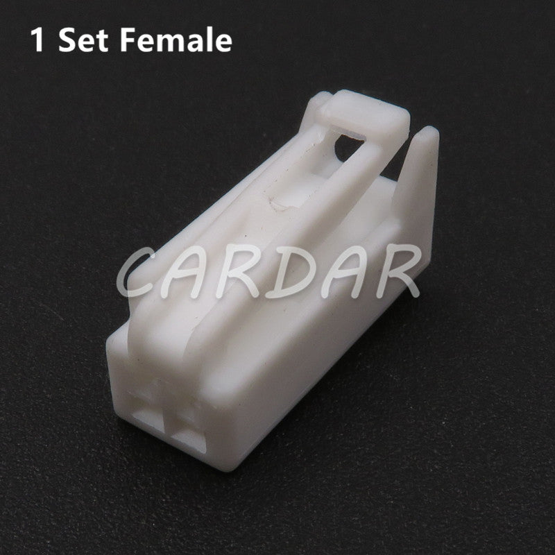 2 Pin 7282-5845 7283-5845 Auto Reader Coil Plug Automotive Light Socket For Toyota