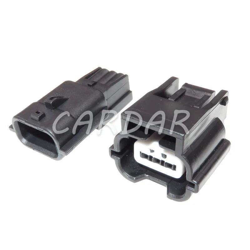 3 Pin 7283-8852-30 7282-8852-30 Waterproof Electrical Wire Connector For Car Socket