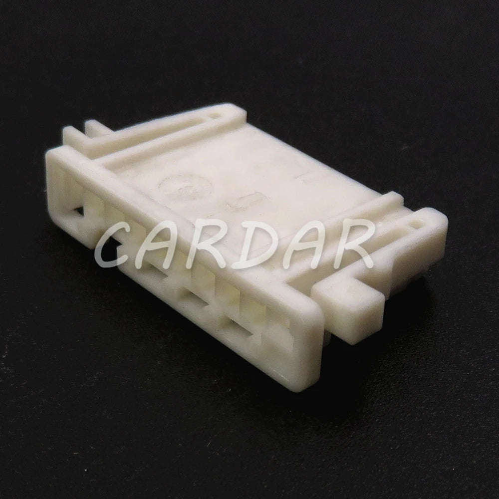 8 Pin 0.6 Series 1743282-1 Automotive Wiring Terminal Electrical Connector Miniature Wire Socket