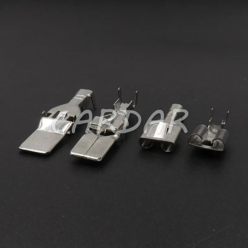 2 Pin Automotive Wiring Electronic Connector Socket With Terminal
