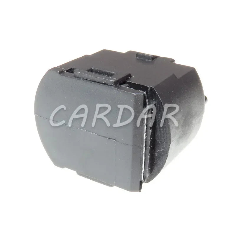 2 Pin Electrical Automotive Connector High Power Auto Plug For Motors Cars