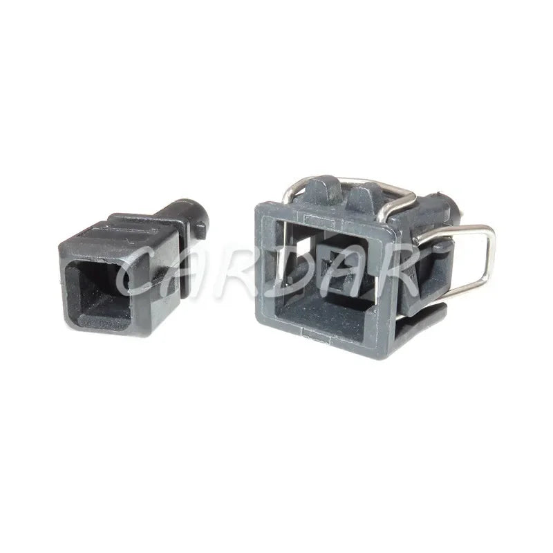 1 Pin 357972761 / 357 972 761 357972751 / 357 972 751 Automotive Connector Auto Plug Socket For VW