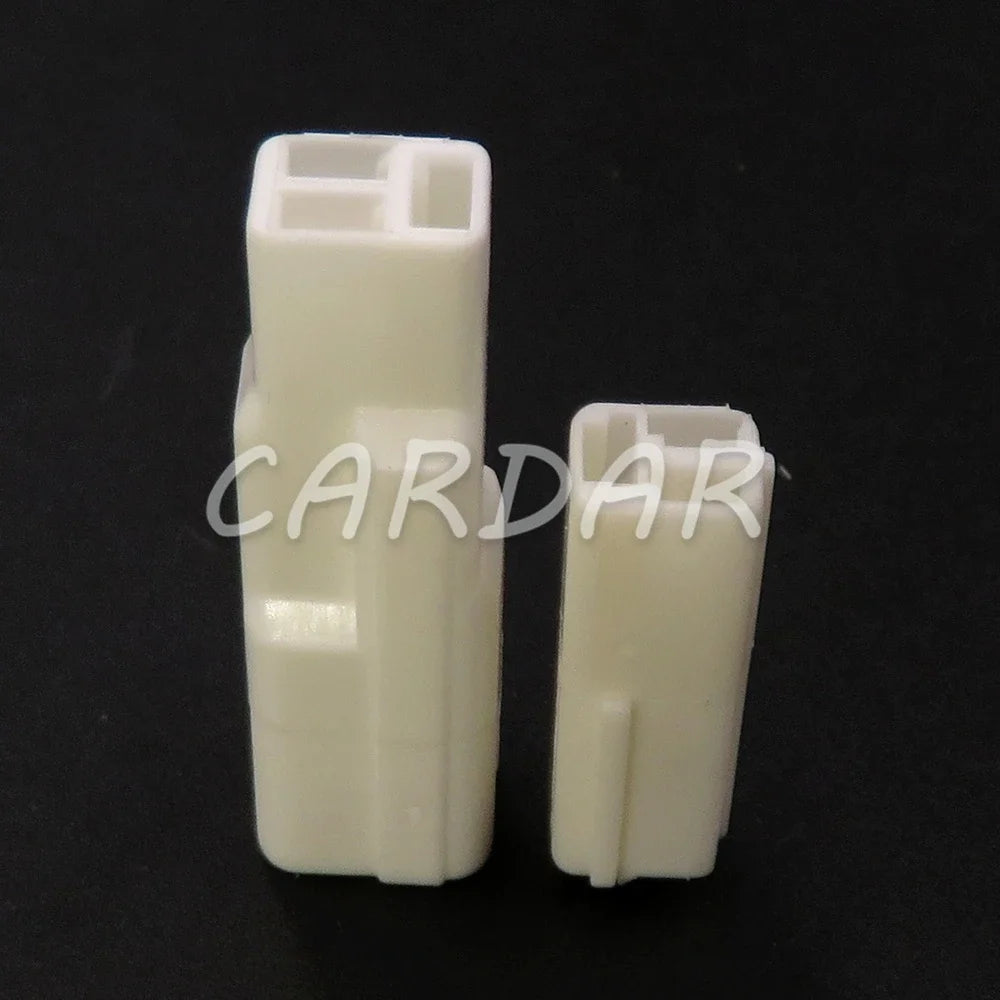 3 Pin 6098-3752 6098-3751 Auto Plastic Housing Socket Male and Female Docking Electric Wire Connector