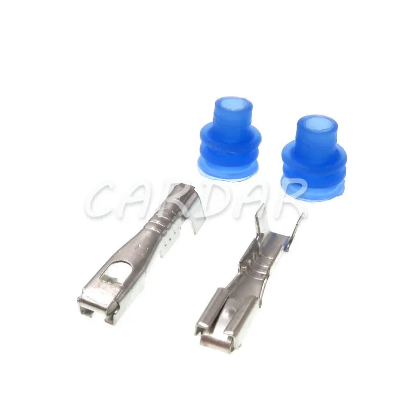 2 Pin 6189-0935 Fog Lamp Socket Automotive Connector Equivalent For Japanese IAT MAT Applications Mazda Toyota