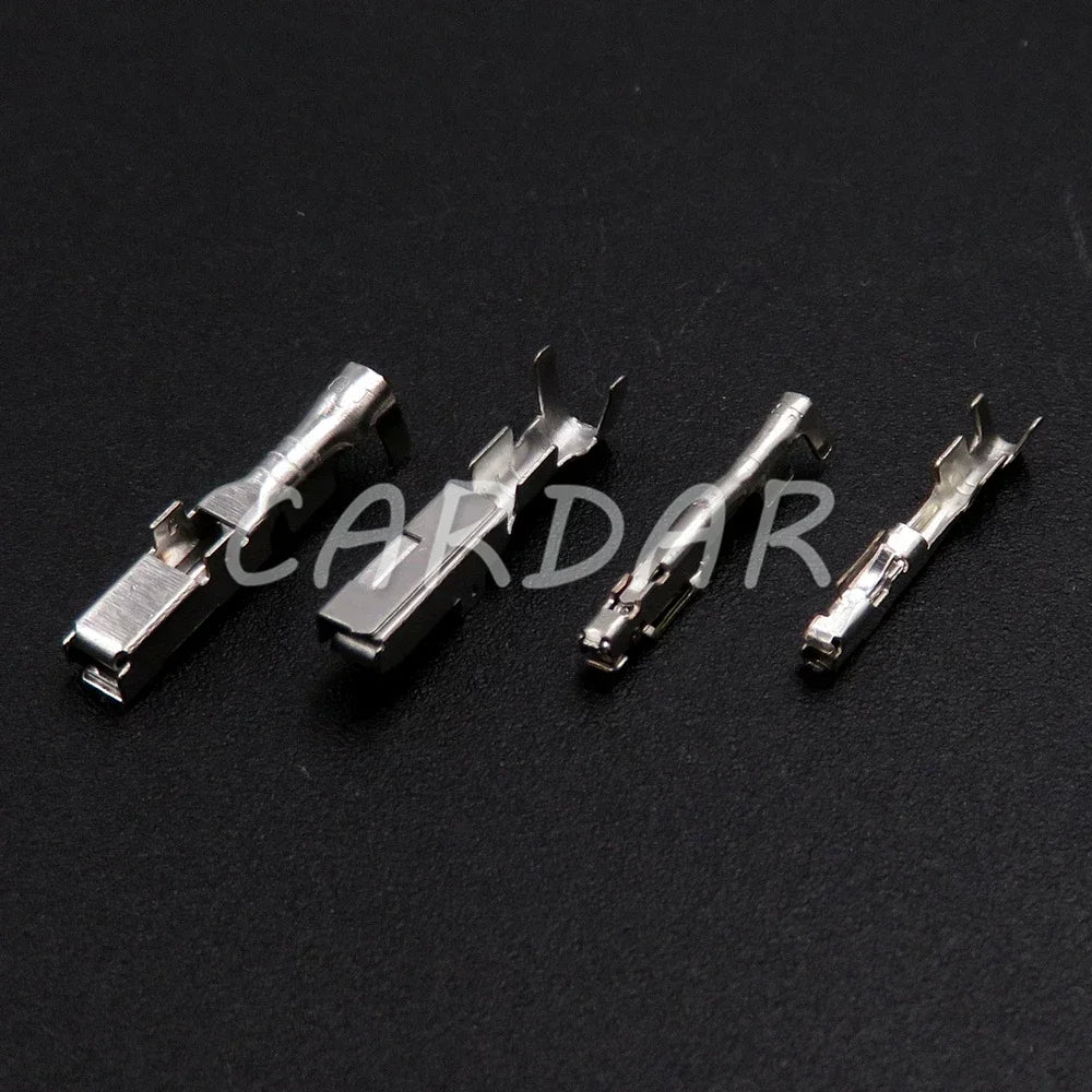 7 Pin 0.7 2.2 Series Automobile Wire Connector Car Modification Accessories White Composite Socket