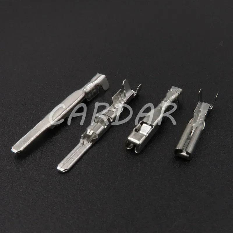 3 Pin 6090-1131 6090-1136 Auto Wire Connector Electrical Socket For Wiring Harness