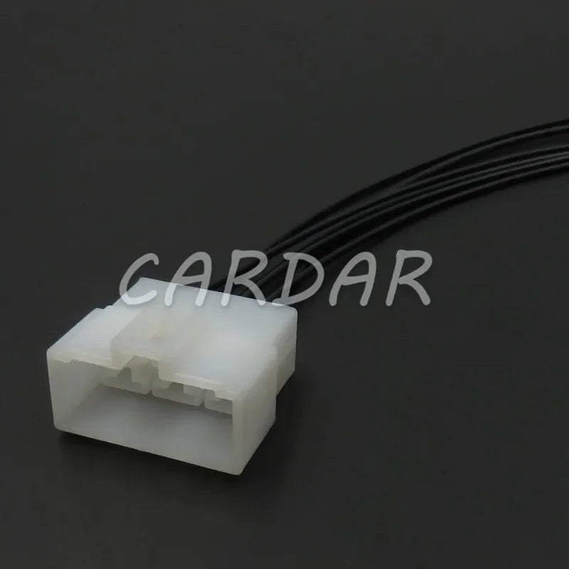 6 Pin 6.3mm Auto Wire Connector Automobile Socket With Terminals