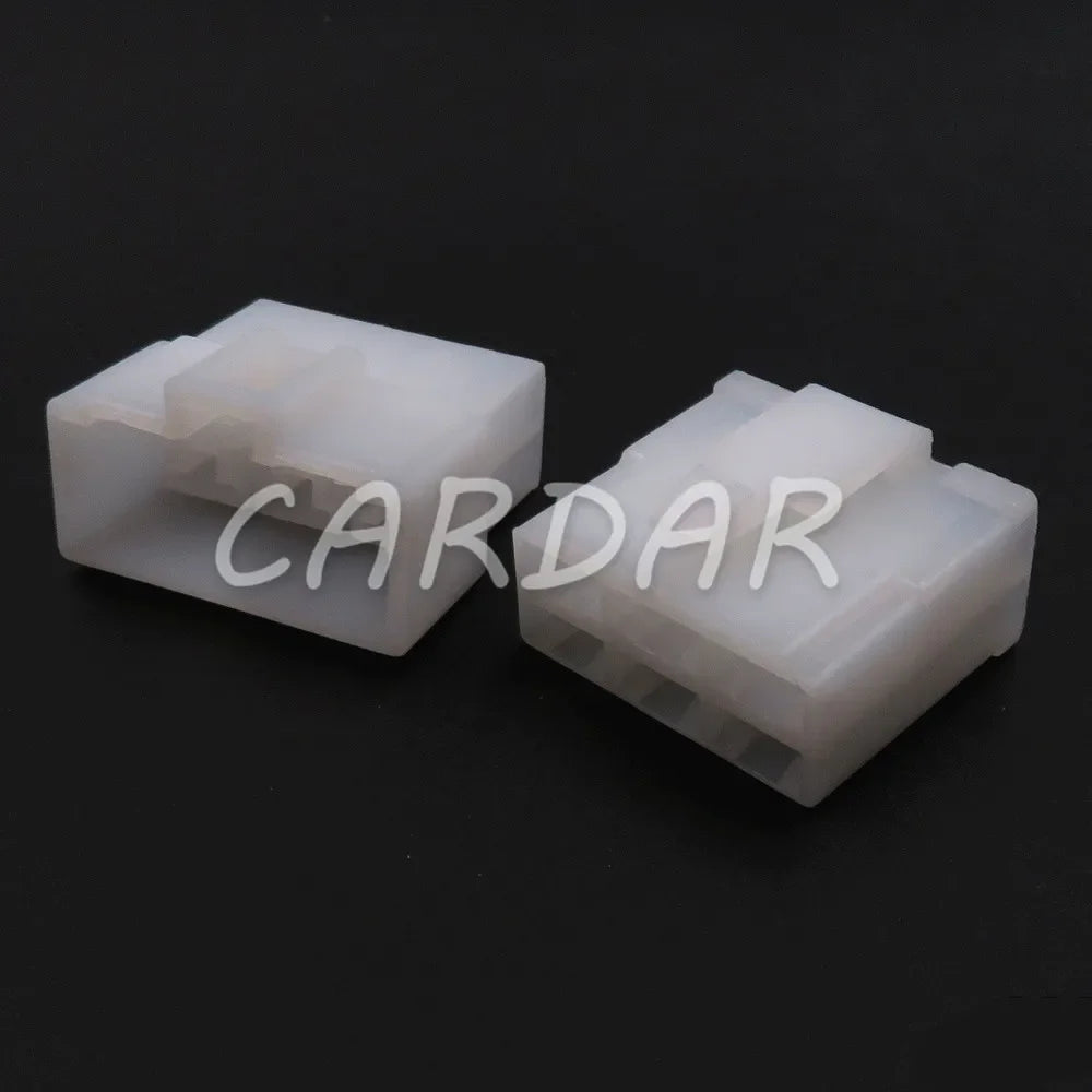 6 Pin 6.3mm Auto Wire Connector Automobile Socket With Terminals
