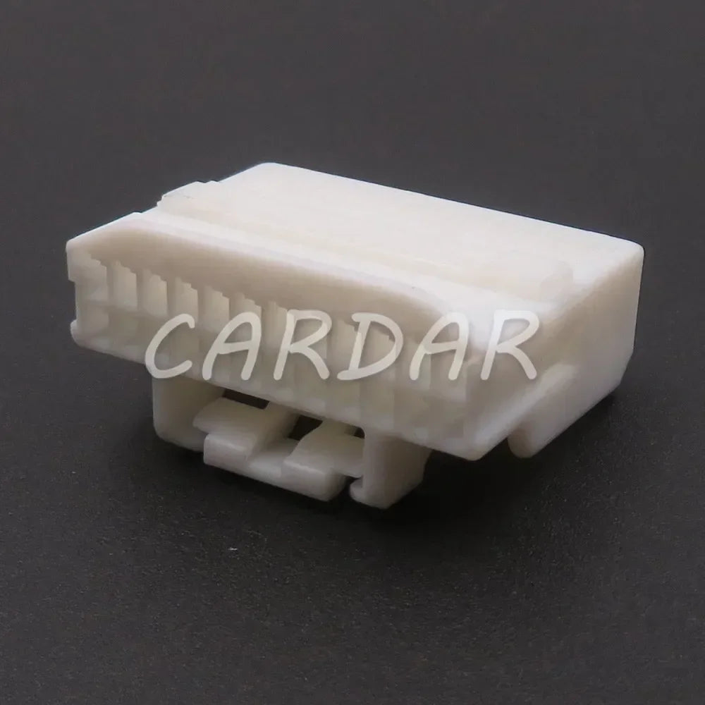 24 Pin Automobile Small Current Plastic Housing Unsealed Socket MG654102 Car Wire Cable Connector