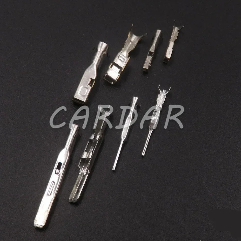 Módulo de ordenador de cable eléctrico de coche de 26 pines Enchufe 2098067-1 Conector de cableado sin sellar para automóvil Chevrolet