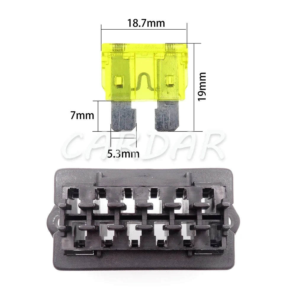 6 Way Middle Black Automobile Wire Controller Box Car Fuse Holder Assembly Standard Auto Insurance Socket