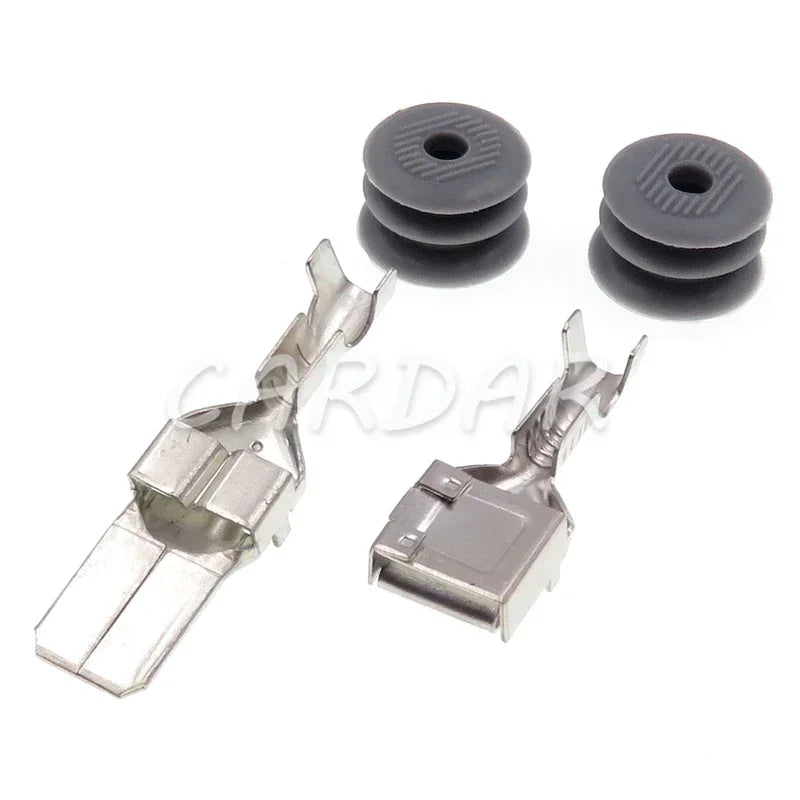 1 Pin 6.3 Series 7283-3013-10 7282-3013-10 Auto Electric Wire Socket Car Heavy Current Waterproof Wiring Connector