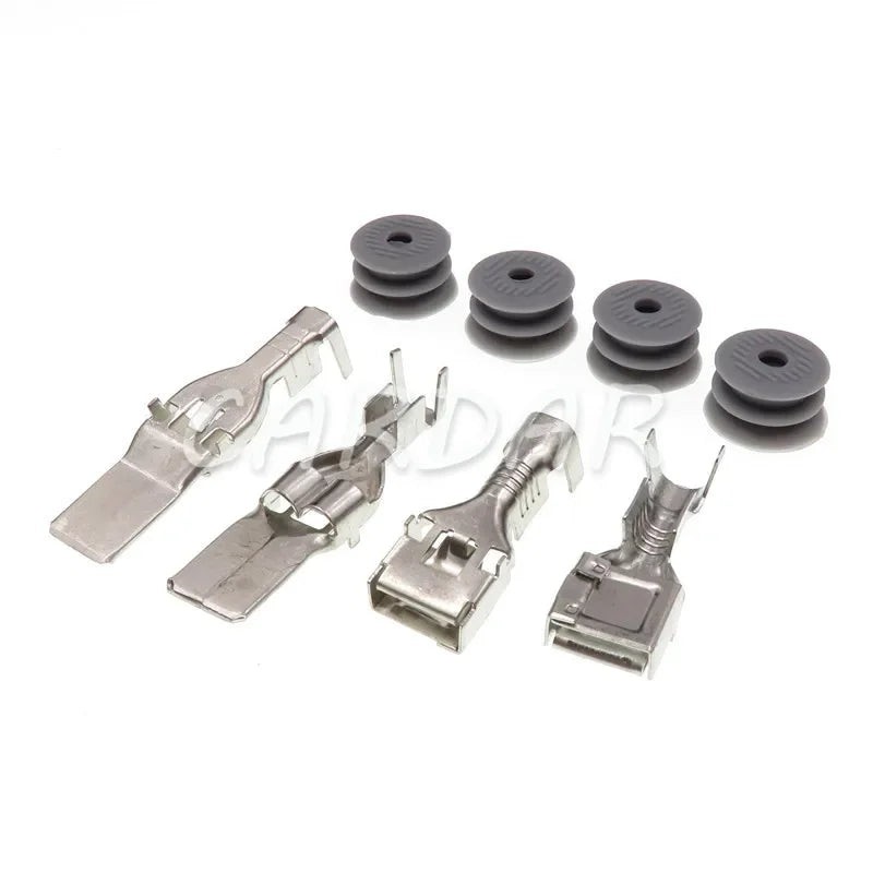 3 Pin MG642292-5 KET MG642292 MG652290 Car Wire Connector MG Electrical Fan Socket For Car
