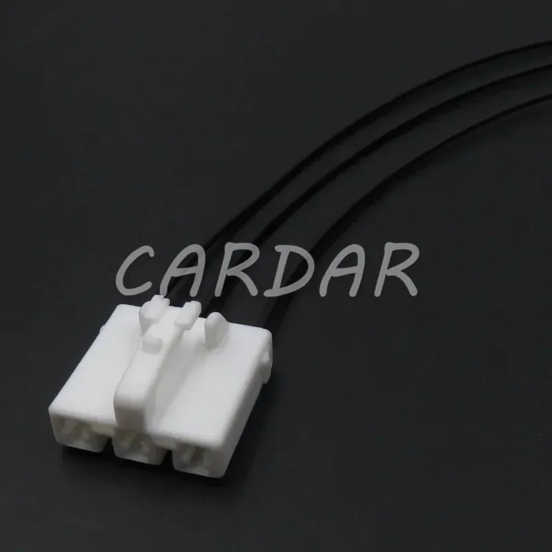 3 Pin 2.2 Series Automobile Electric Wire Unsealed Socket 7283-1132 Car Wiring Terminal Connector