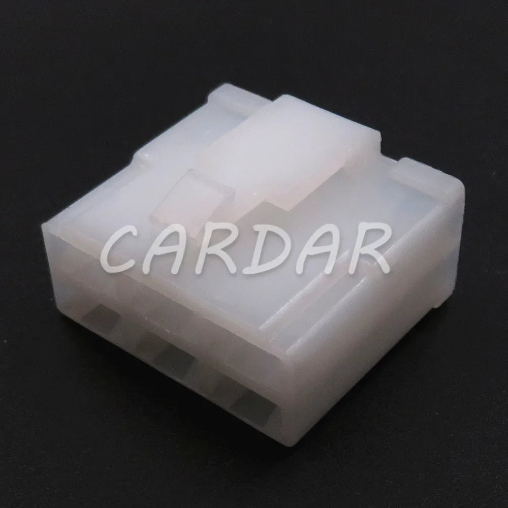 6 Pin 6.3mm Auto Wire Connector Automobile Socket With Terminals