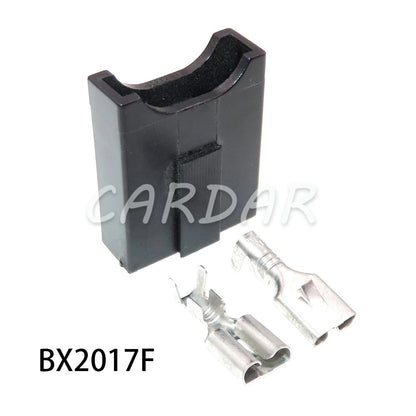 Standard Ceramics Car Insurance Socket Blade Type Medium Fuse Holder with Crimp Terminals Middle Fuse Box