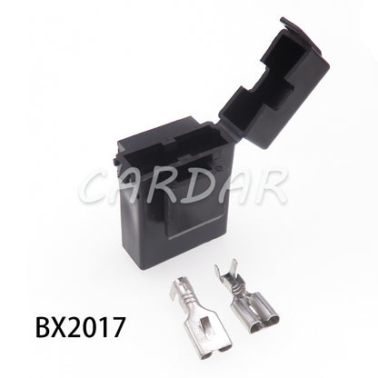 Standard Ceramics Car Insurance Socket Blade Type Medium Fuse Holder with Crimp Terminals Middle Fuse Box
