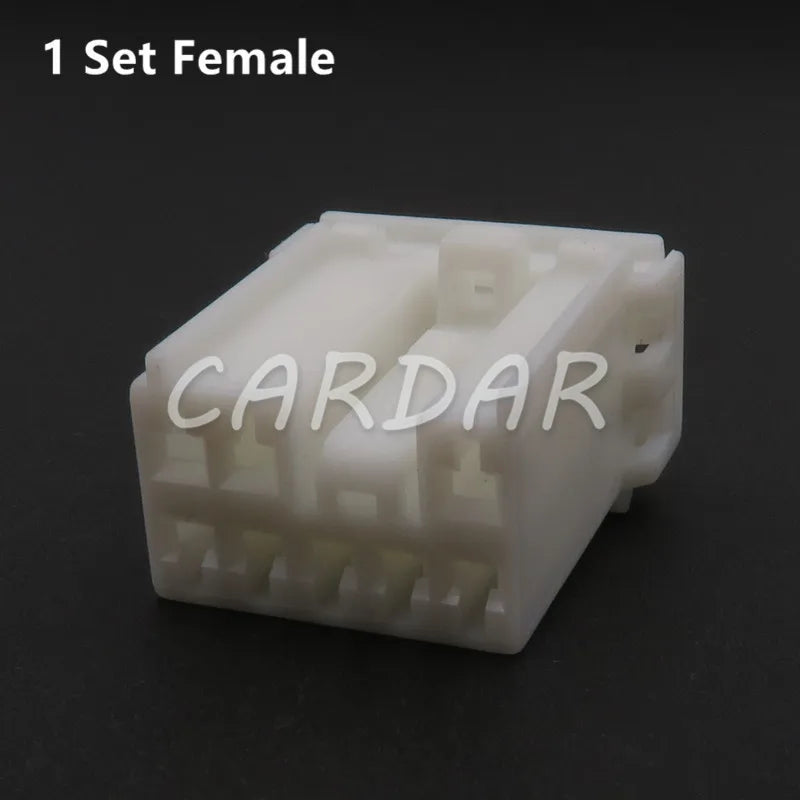 8 Pin MG620403 MG610402 Car Cable Connector Auto Electrical Socket