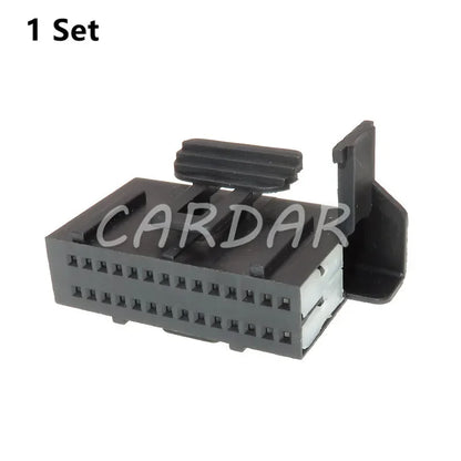 28 Pin Electrical Auto Wiring Harness Connector Auto Cable Socket With Terminals