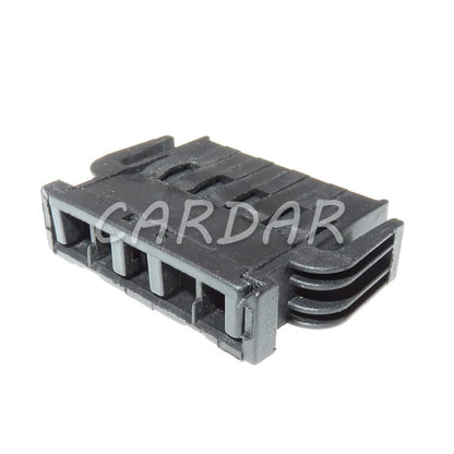 5 Pin 893971635 Auto Wire Connector Electrical Socket With Terminals For VW