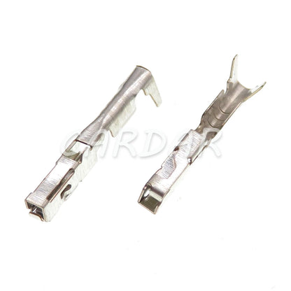10 Pin 0.6 Series AIT2PB-10P-2AK Automobile Small Current Wiring Harness Socket Car Replacement Connector