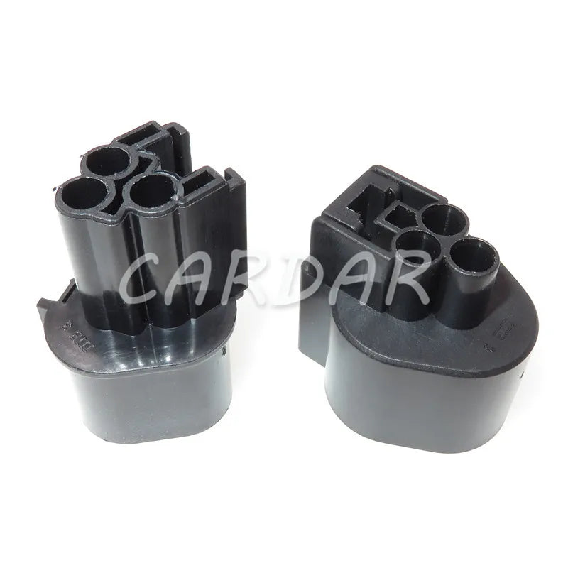 3 Pin PB625-03027 PB621-03020 Automotive Connector Headlight Socket For KIA