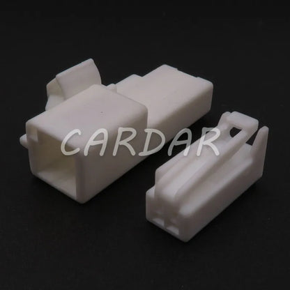 2 Pin 7282-5845 7283-5845 Auto Reader Coil Plug Automotive Light Socket For Toyota