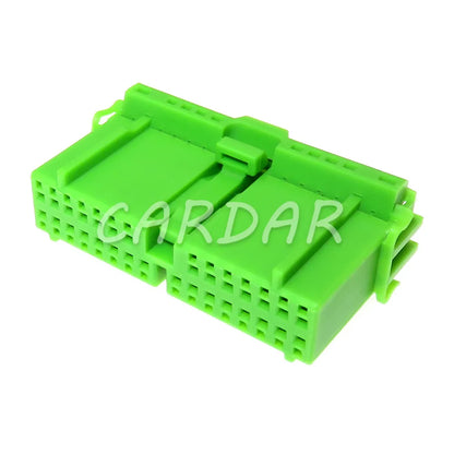 30 Pin IL-AG5-30S-D3C1 Automotive Car Modified Instrument Wire Harness Socket Auto Connector For Honda