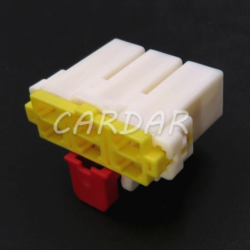 6 Pin 6.3 Series Automotive Large Power Electric Cable Harness Socket Car Connector MG650887 650887