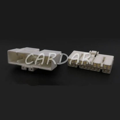20 Pin MG641083 Auto Fuse Box Cable Socket Connector With Terminals For BUICK