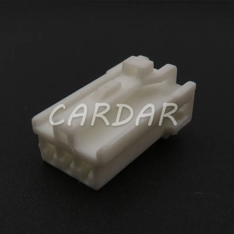 3 pin 7122-8335 Wire Harness Connector Automotive Lamp Socket For Car