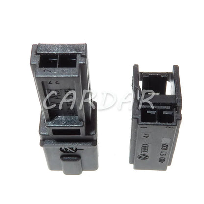 2 Pin 4B0971832 / 4B0 971 832 / 4E0 972 575 Door Lamp Socket Interior LED Light Plug Speaker Connector For Audi VW Skoda