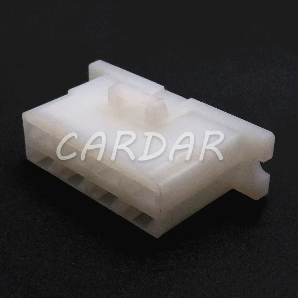 8 Pin 6.3 Series 6110-4583 Auto Large Current Wire Harness Connector Car Male Female Socket