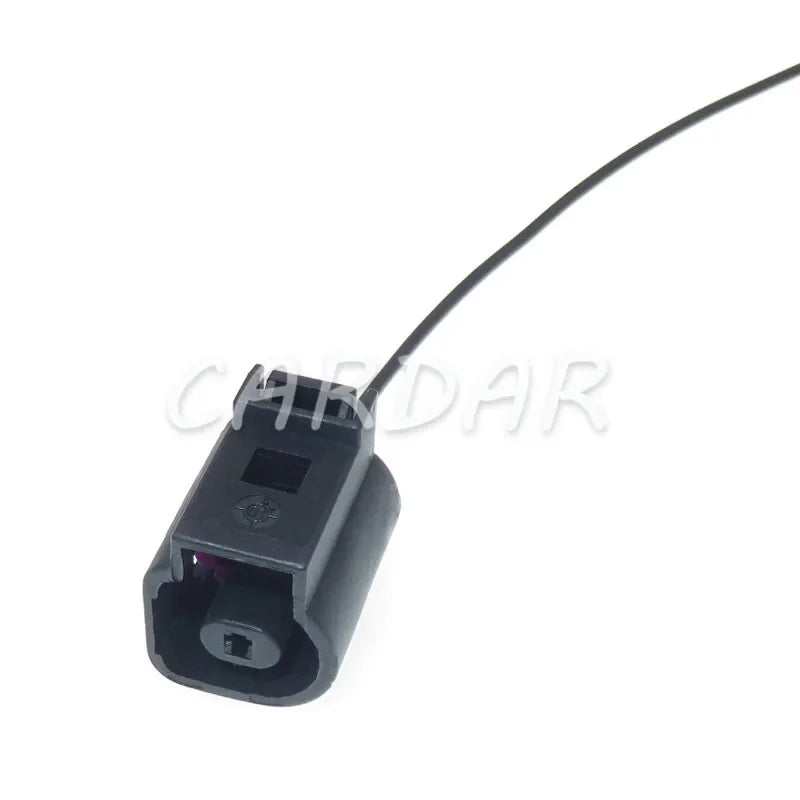 1 Pin 1J0 973 701 Automotive Engine Oil Sensor Socket Waterproof Connector 1J0973701 For VW