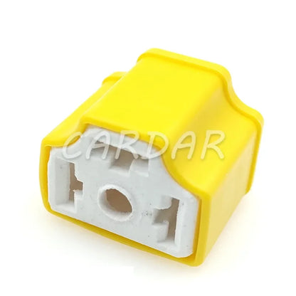 3 Pin 7.8 Series H4-2A Automobile Light Bulb Plug Ceramic High Temperature Resistant Socket H4 Auto Relay Lamp Holder