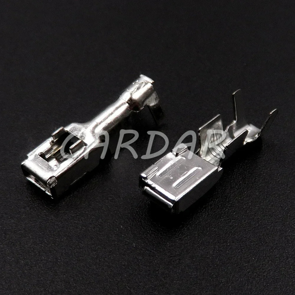 4 Pin 4.8 Series Automobile Blower Resistance Cable Socket For Toyota Camry 90980-11136 6098-0516