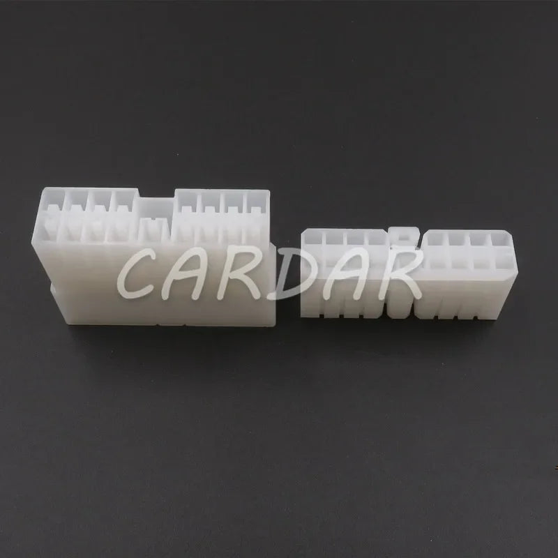17 Pin 7119-3170 Auto Electrical Connectors Wire Cable Sockets