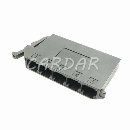 5 Pin 1H0 953 637 Auto Cable Connectors Car Socket 1H0953637 With Terminals