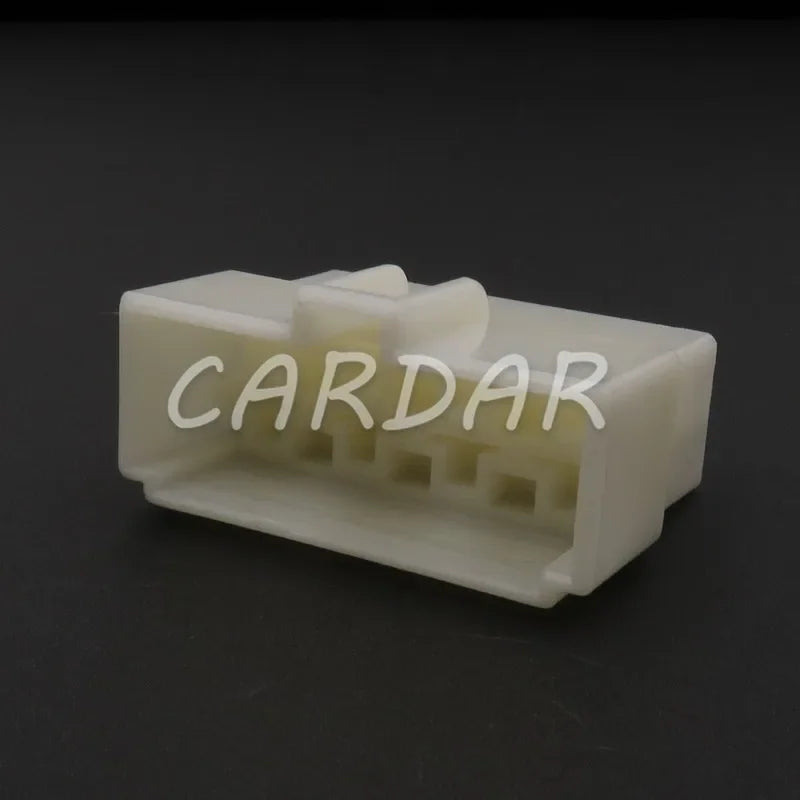 8 Pin 6.3mm Electrical Wire Connector Plug Automobile Sockets