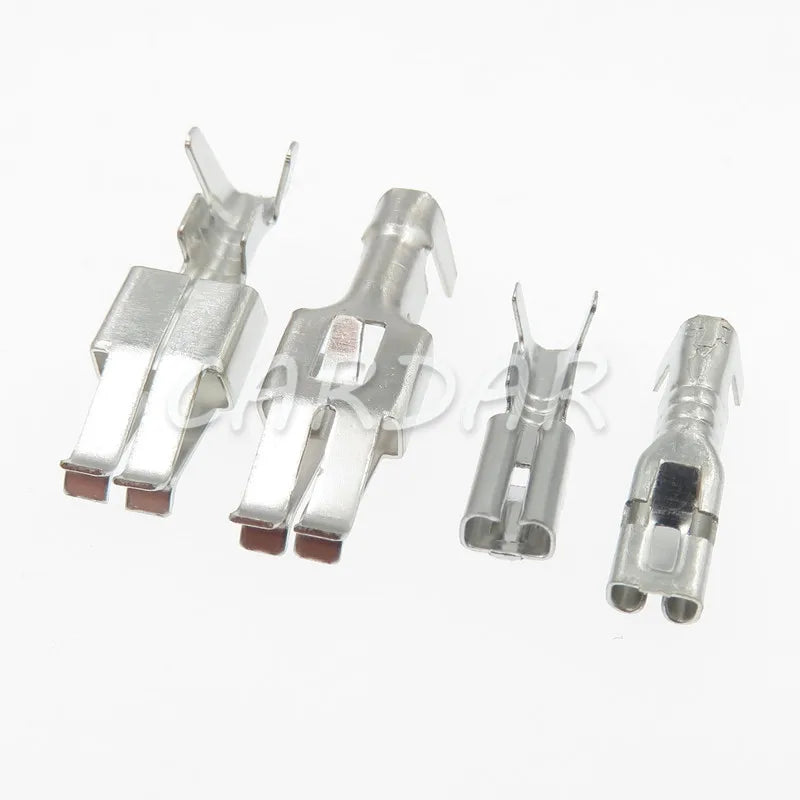 9 Pin Car Plastic Housing Socket Automotive Electric Cable Connector With Terminals