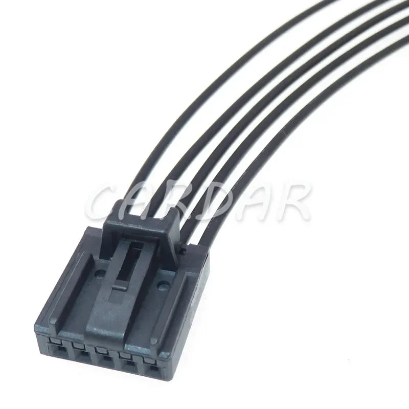 5 Pin 8R0973705 8R0973605 1418778-2 1563569-1 Car Steering Wheel Wire Socket Auto Small Current Connector