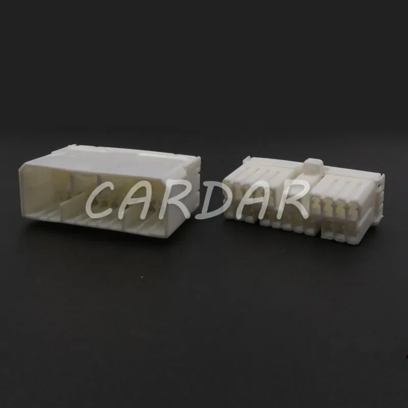 20 Pin 174936-1 368511-1 Electrical Auto Wiring Wire Connector Cable Socket