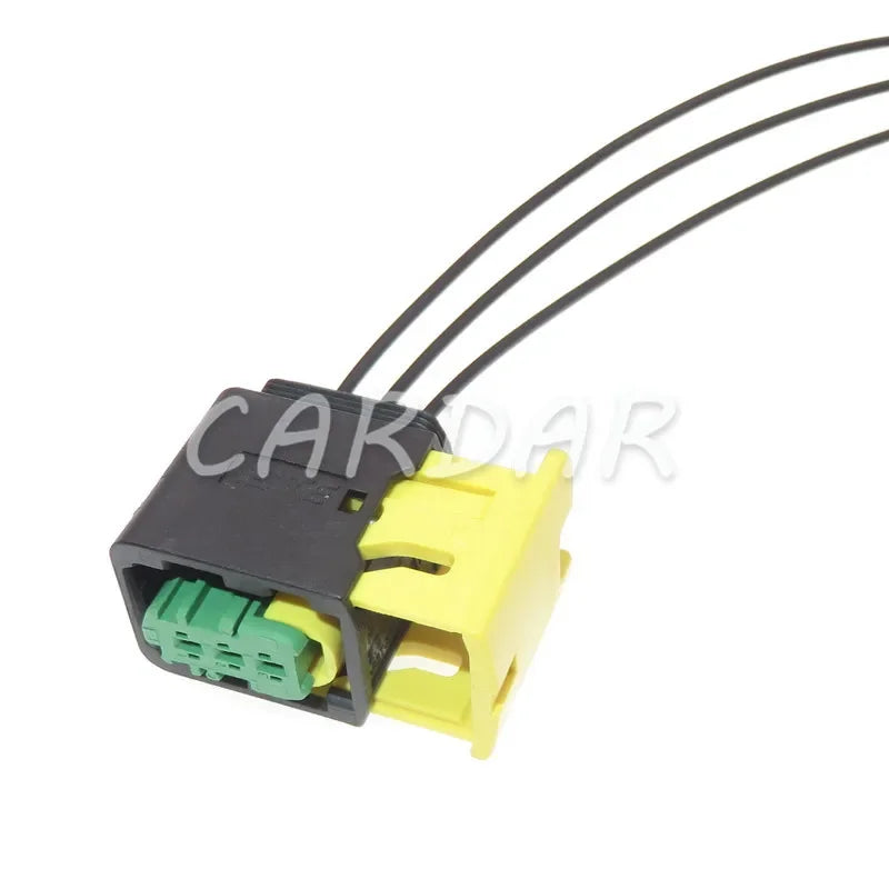 3 Pin 1.5 Series High Temperature Resistance New Energy Green Wiring Socket For Automobile 3-1418448-1