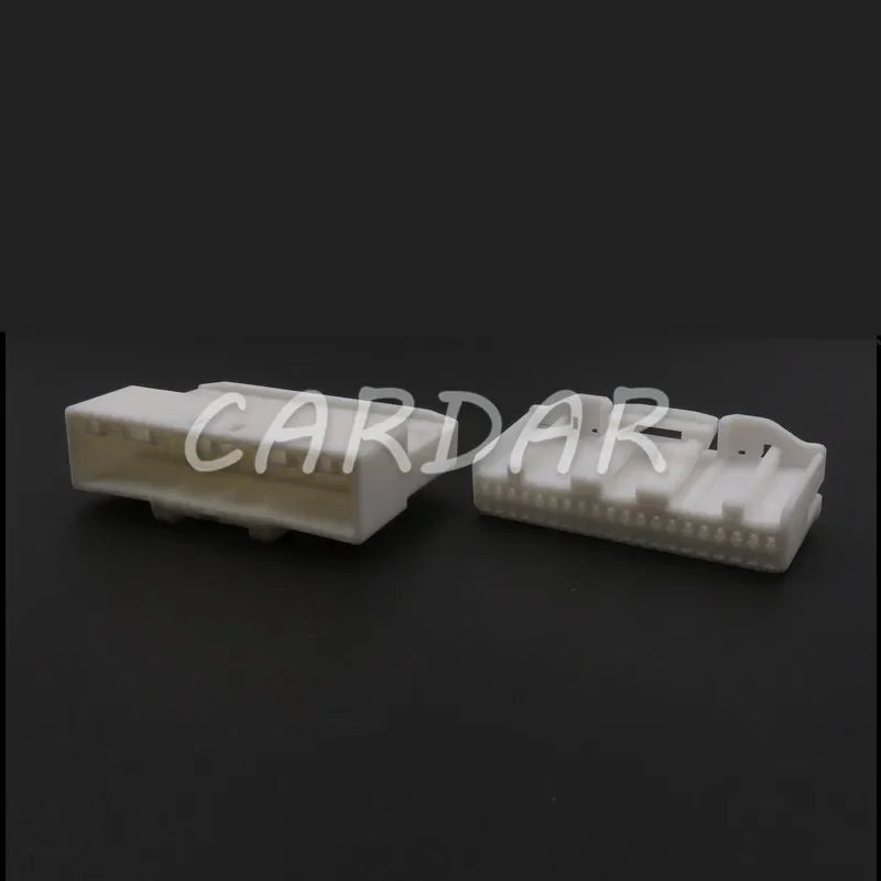 40 Pin 1674312-1 1318389-1 Automotive Connector Wire Cable Sockets With Terminals For Nissan