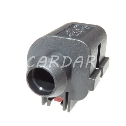 1 Pin 1K0973751 Automotive Starter Motor Plug 1K0 973 751 Cable Socket For VW Sagitar Magotan Golf Audi
