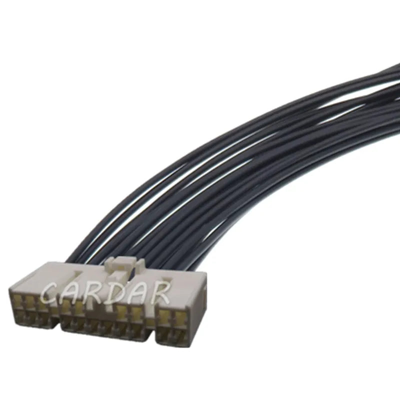 20 Pin MG641083 Auto Fuse Box Cable Socket Connector With Terminals For BUICK