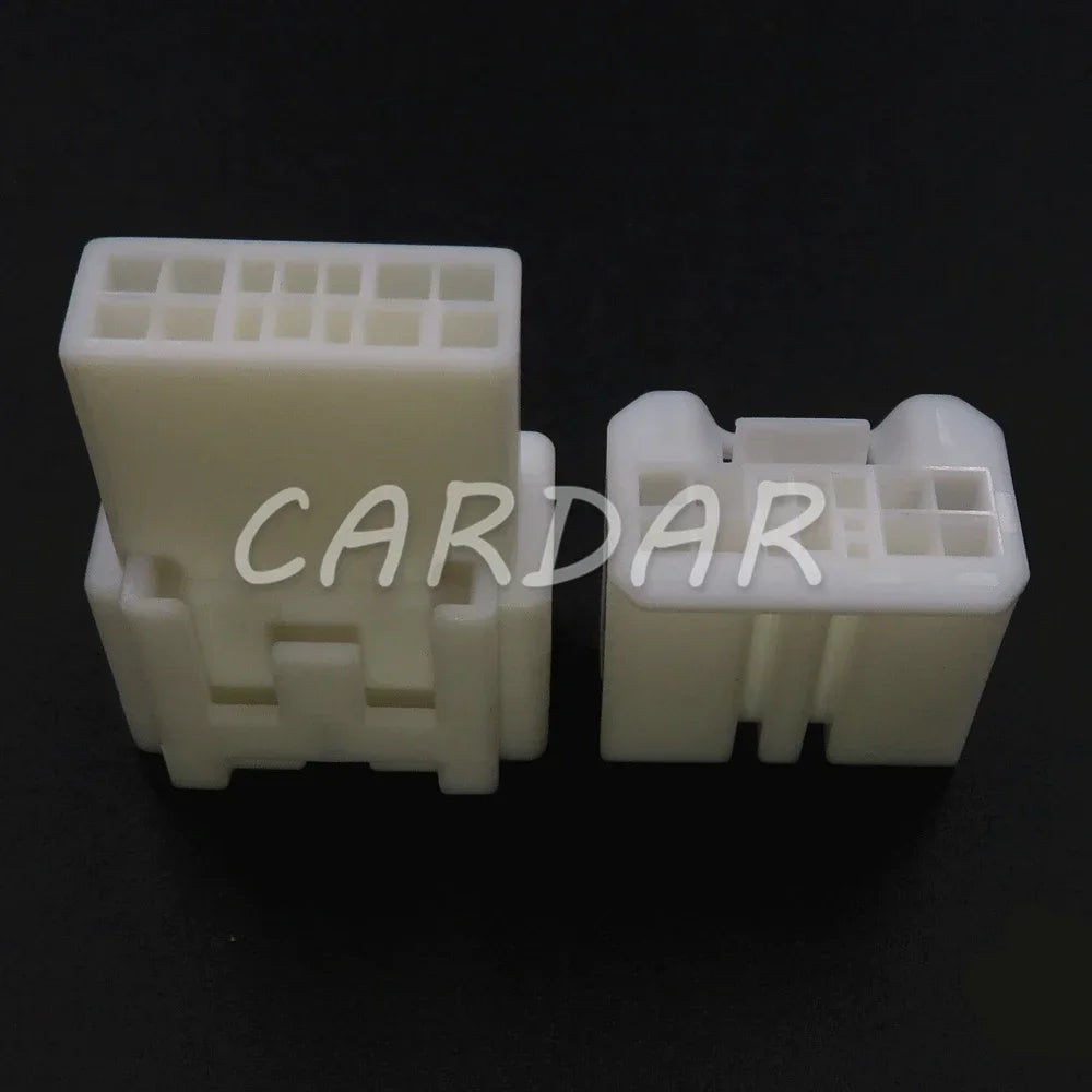 12 Pin 0.7 2.2 Series Automobile Reading Lamp Wiring Harness Composite Socket For Toyota 90980-12813 6098-6083 6098-6055