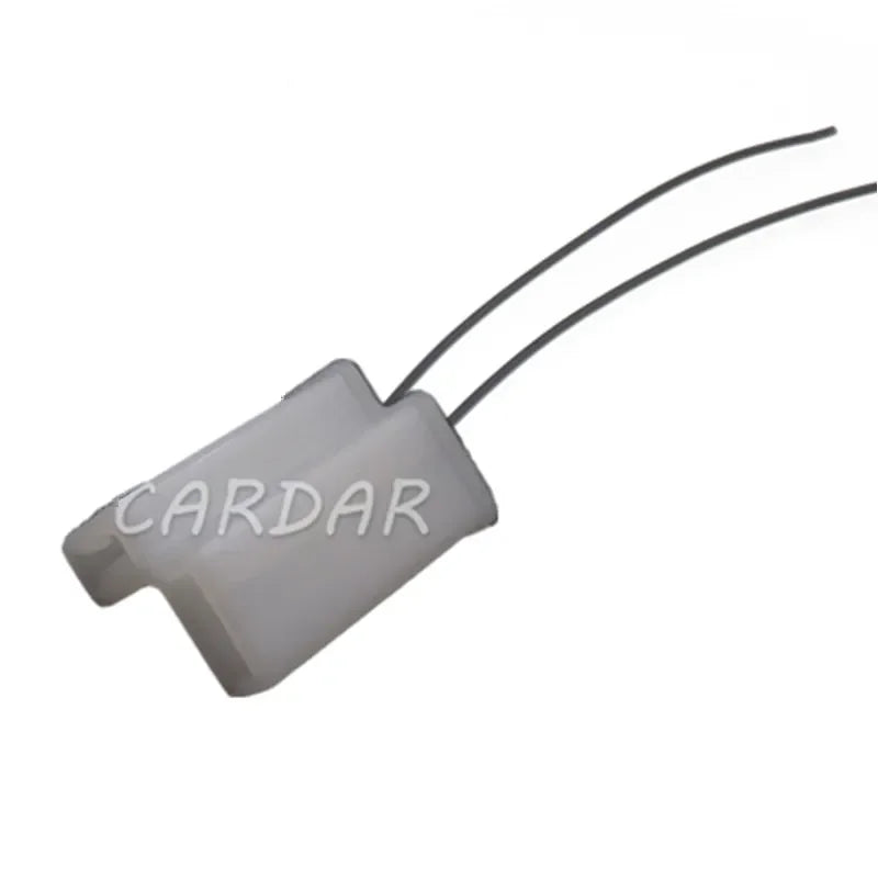 2 Pin PA66 Automotive Connector Fuel Nozzle Plug Housing Connector Electrical Wiring Connector Wire Clip Socket