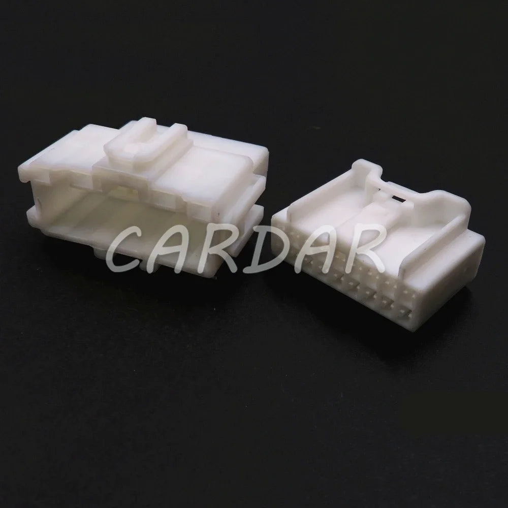 18 Pin MG640388 Automobile Rearview Mirror Wiring Harness Plug Auto Electrical Socket Car Unsealed Connector