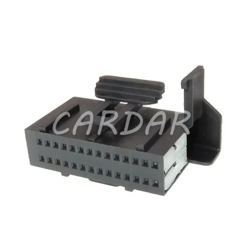 28 Pin Electrical Auto Wiring Harness Connector Auto Cable Socket With Terminals